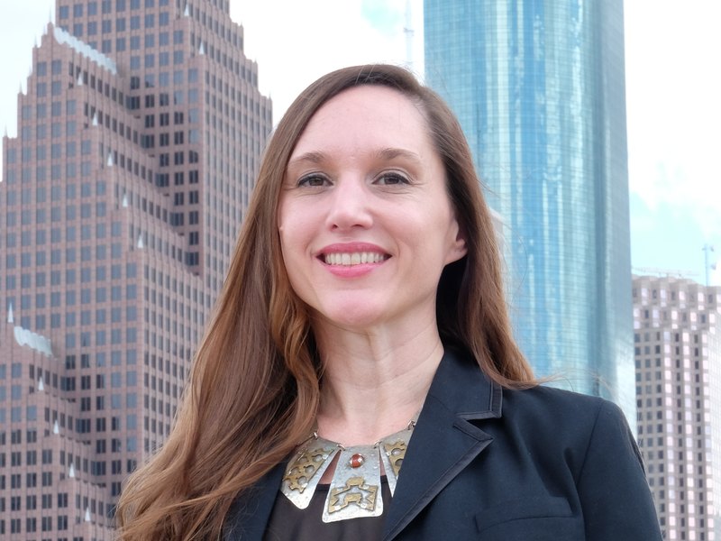 Lora Lewis, Principal Solution and Engagement Lead at Jennings Cloud